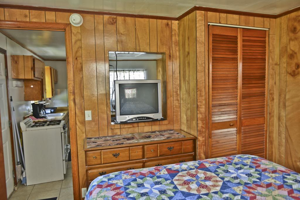 Lake Ida Beach Resort Winter Haven Bilik gambar